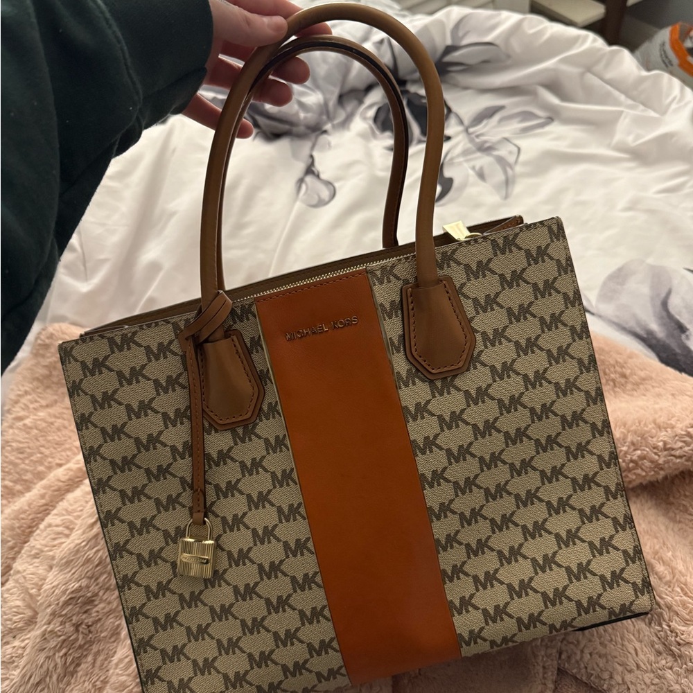 Michael Kors Signature Tote in Brown and Tan